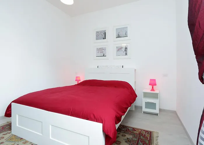 Bright Vatican 2 Bedroom Appartement Rome